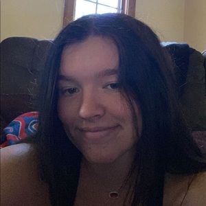 Meet your Posher, Danica